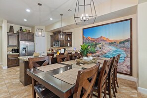 Dining - Pebble Beach Retreat (Washington)