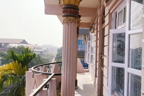 Ảnh chưa phân loại, 5 trong số 27 ảnh, nút