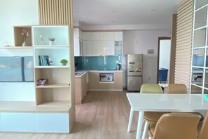 Room - Muong Thanh Hon Chong Apartment with Sea View (Nha Trang)