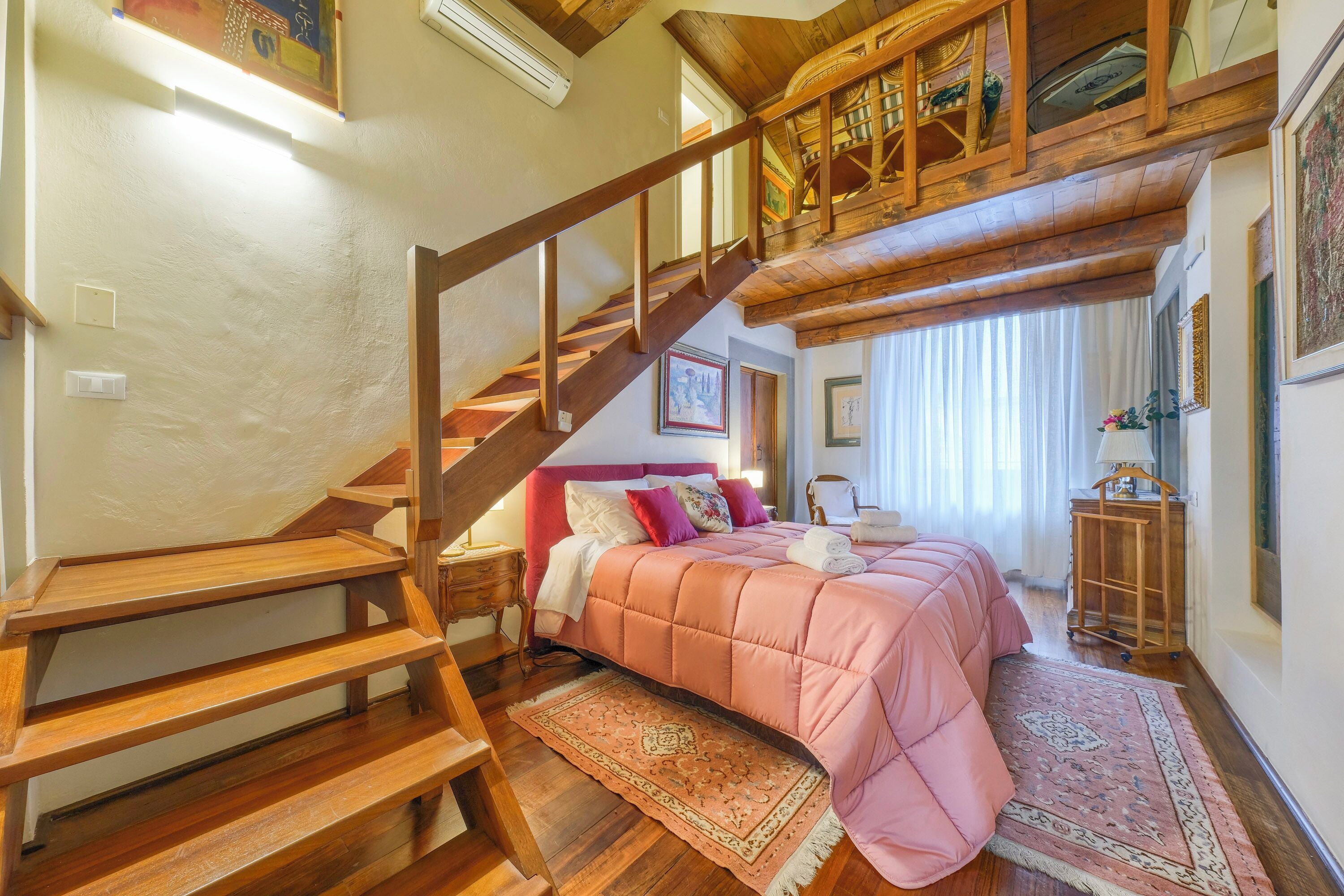 4 Schlafzimmer, Zimmersafe, Schreibtisch, Bügeleisen/Bügelbrett
