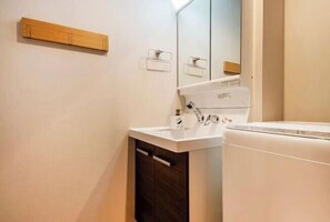 Room - OSHIAGE403 (Tokyo)