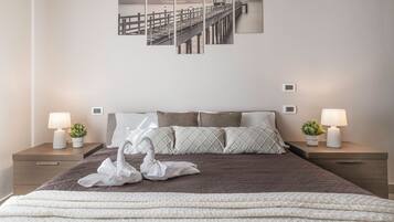 Bügeleisen/Bügelbrett, WLAN, Bettwäsche