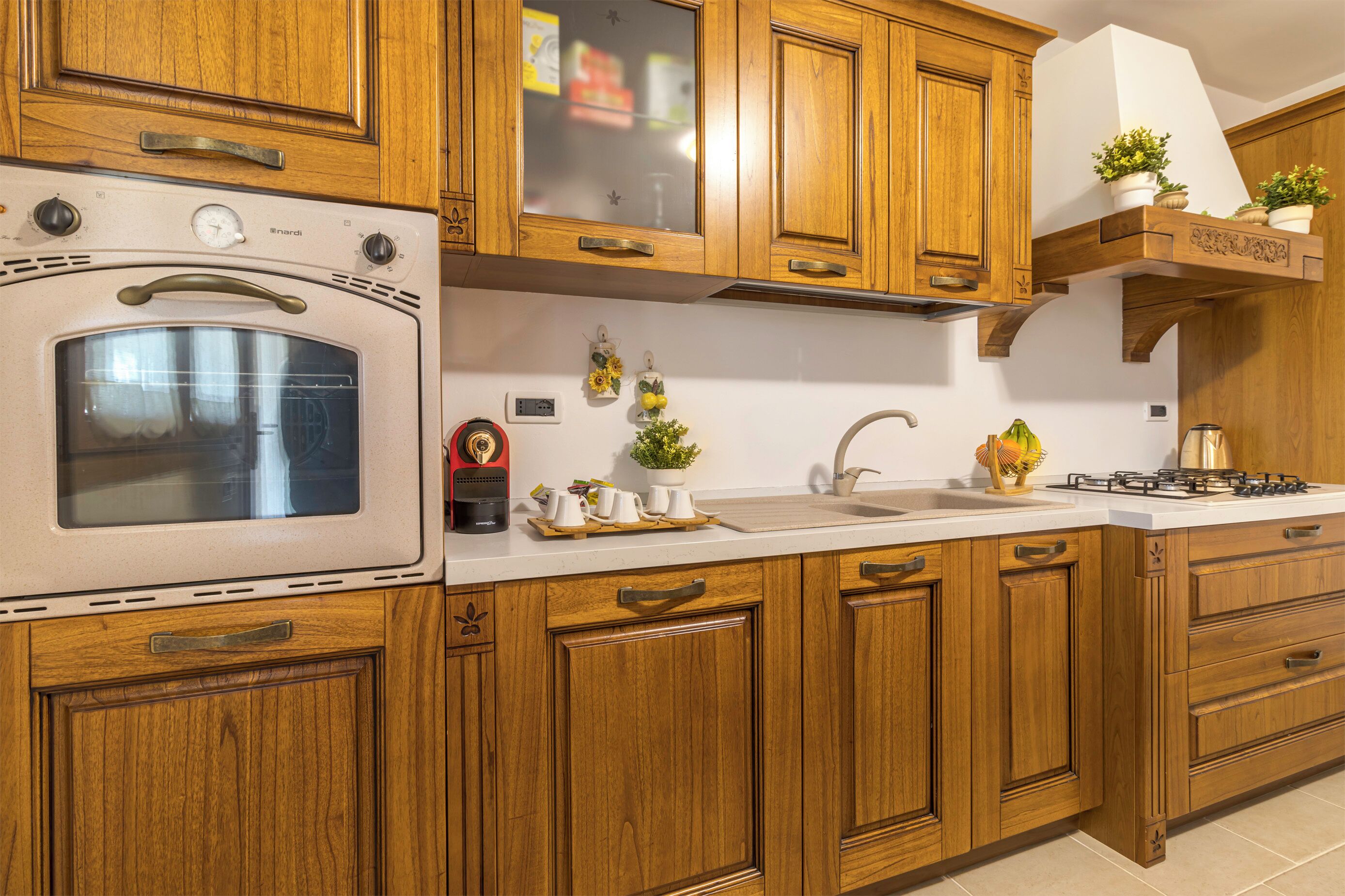 Four, plaque de cuisson, lave-vaisselle