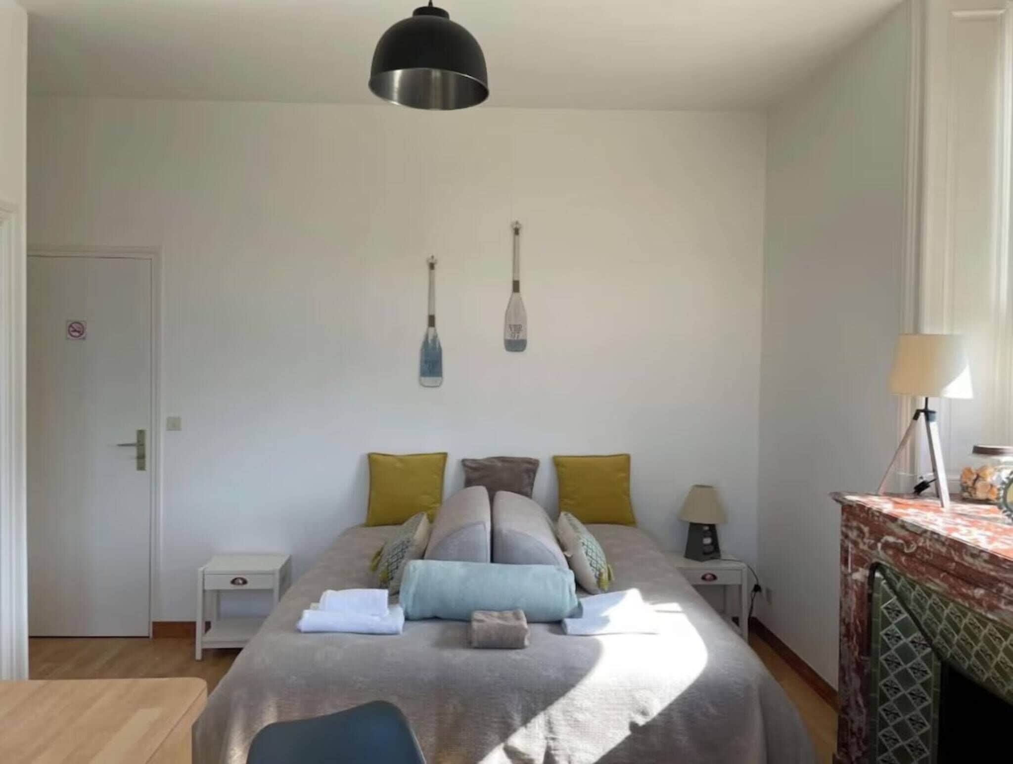 1 makuuhuone, silitysrauta/-lauta, ilmainen Wi-Fi