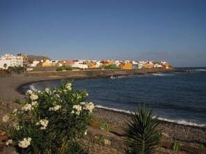 Appartement, 2 chambres, patio, vue jardin | Plage