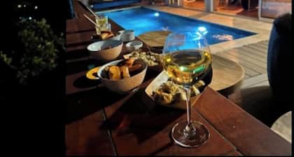 âš Chambre Ă louer avec salle de bain privĂ©e â Vue mer & piscine âš