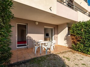 Outdoor dining - Résidence Cap Camargue 2P4S (Le Grau-du-Roi)