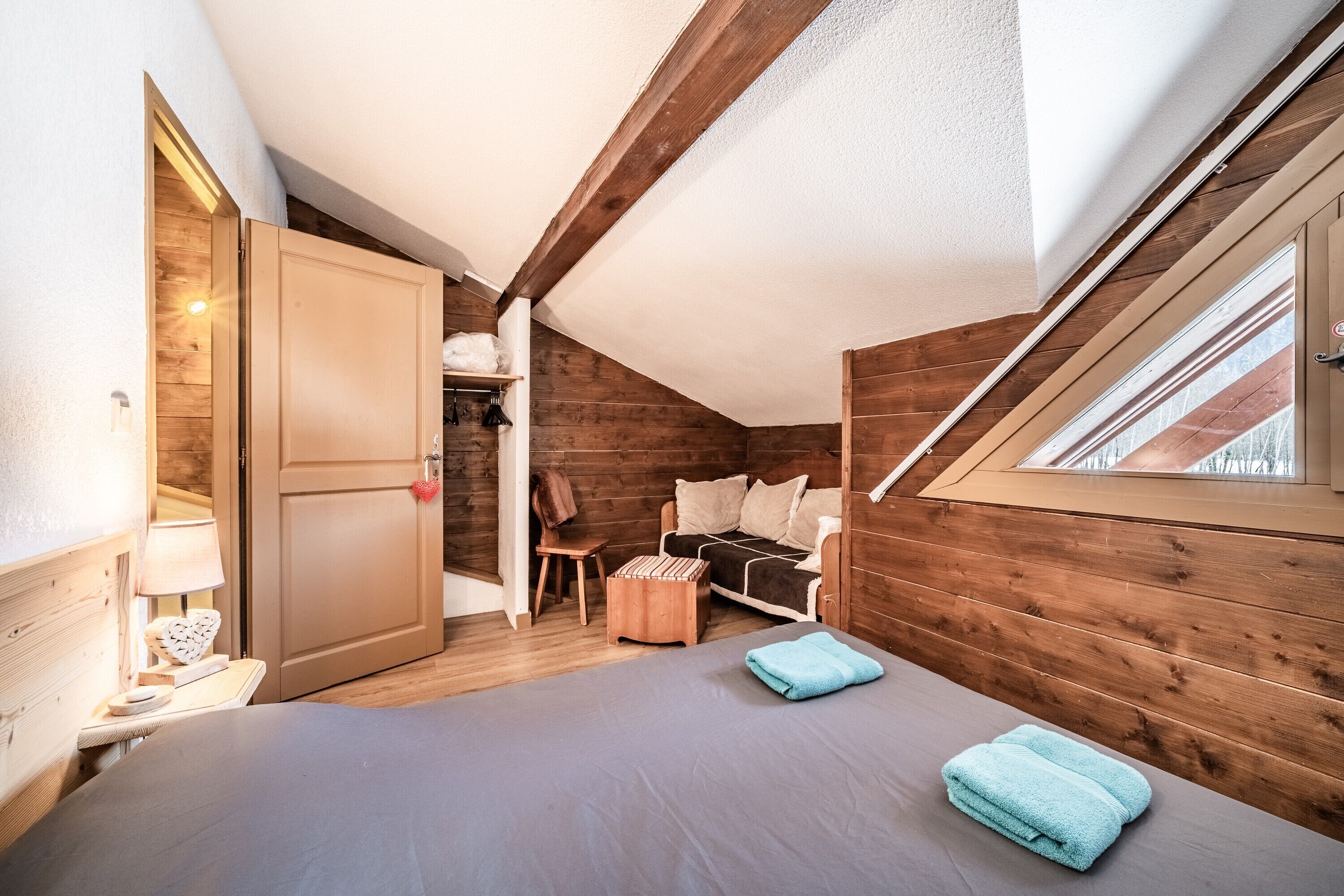 4 habitaciones, wifi y ropa de cama 