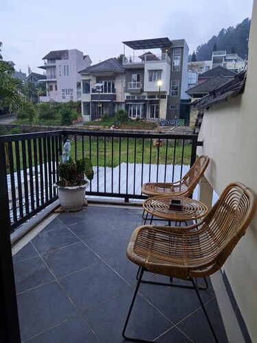 Villa Bungas Kusuma Pinus M92