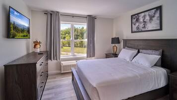 1 bedroom, desk, iron/ironing board, free WiFi