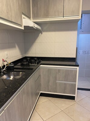 Microondas, horno y parrilla de estufa 