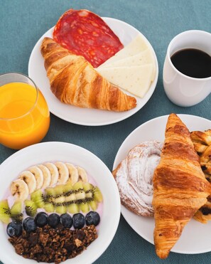 Dagelijks ontbijtbuffet inbegrepen