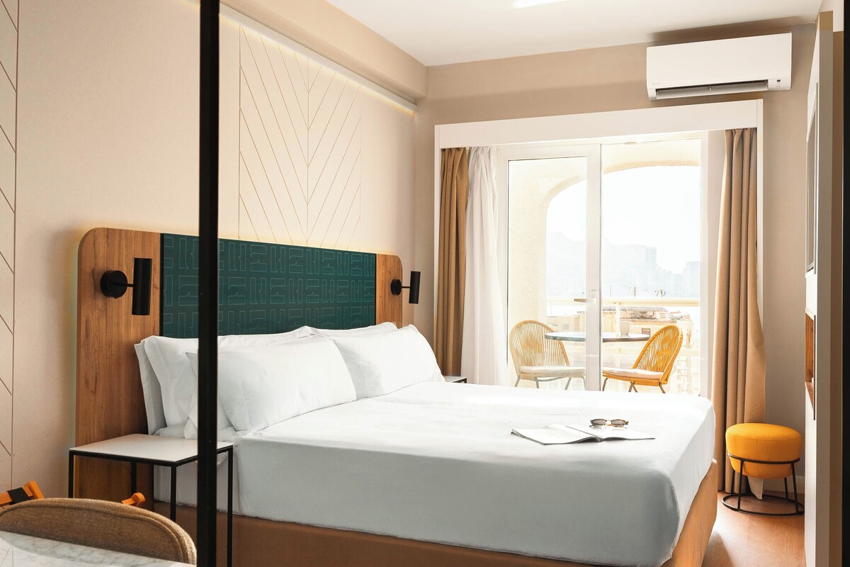 Comfort Queen Room with private terrace | Desk, laptop workspace, blackout curtains, free WiFi