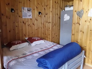 1 quarto, ferros/tábuas de passar roupa, Wi-Fi, roupa de cama