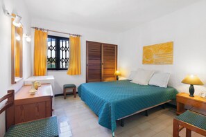 1 makuuhuone, silitysrauta/-lauta, Wi-Fi, vuodevaatteet