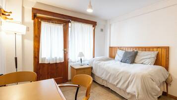 Apartament estàndard, vistes a la muntanya | Sala d'estar