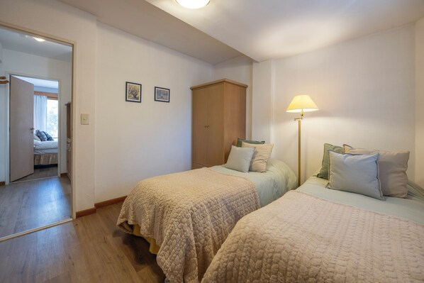 Superior-Studio, Balkon, Bergblick | Zimmersafe, Verdunkelungsvorhänge, kostenloses WLAN