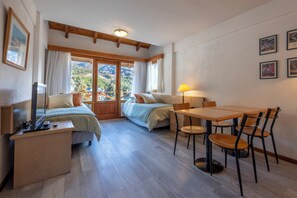 In-room safe, blackout curtains, free WiFi