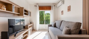 T2 Aconchegante Beira-Rio em Tavira by LovelyStay