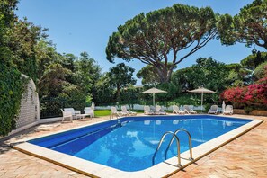 Outdoor pool, a heated pool - Eagle Villa (Almancil)