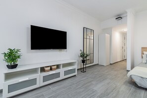 Strykejern/-brett, wi-fi og sengetøy