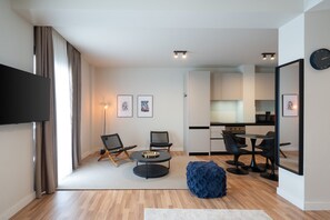 Interior - 2BR Apt w/ Access To Jacuzzi Sauna And Rooftop Views 230 (Athens)