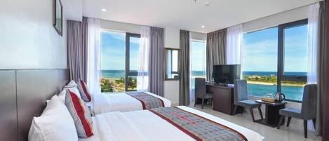 Triple Room | In-room safe, soundproofing