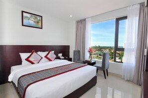 In-room safe, soundproofing
