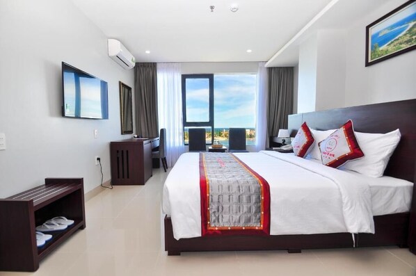 In-room safe, soundproofing
