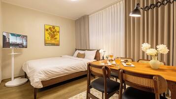 2 bedrooms, WiFi, bed sheets