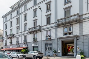 Exterior - Spacious home in Central Station (5 min walk) (Milan)