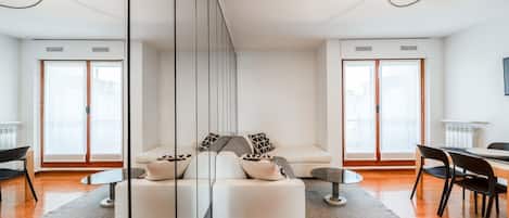 Téléviseur à écran plat