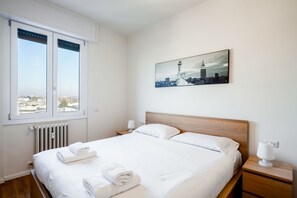 1 室のベッドルーム、アイロン / アイロン台、WiFi、ベッドシーツ