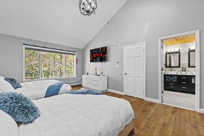 7 makuuhuonetta, silitysrauta/-lauta, ilmainen Wi-Fi, vuodevaatteet