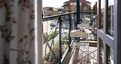 Harbour Hideaway - great views & flexible beds