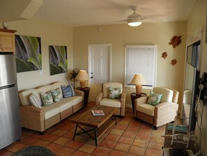 Smart TV - Happy Place. SolVillasUSVI (Cruz Bay)