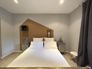 1 camera, ferro/asse da stiro, Wi-Fi, lenzuola