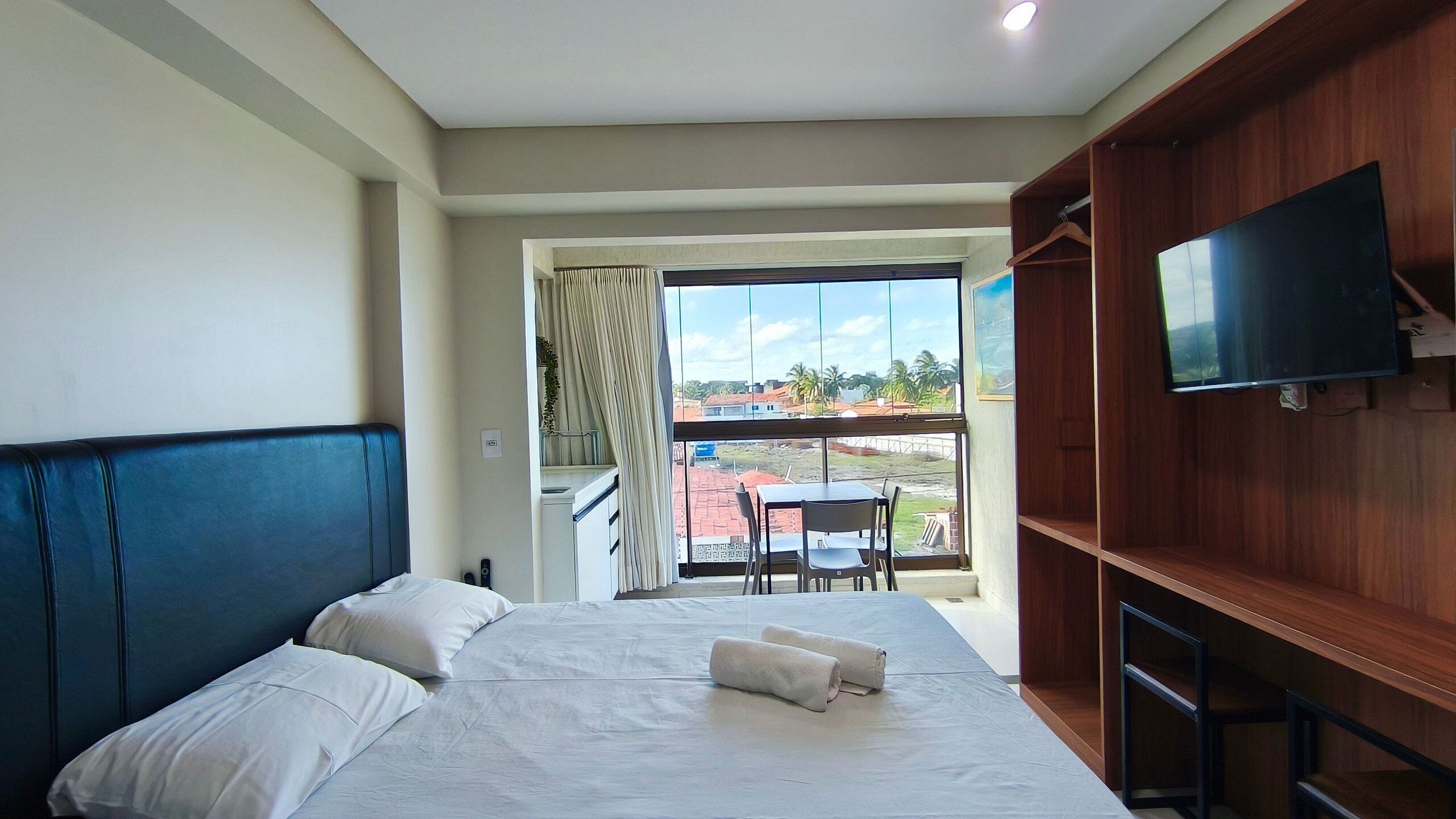 Classic Studio | Free WiFi