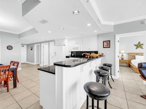 Condo, varias camas (Treasure Island 1102) | Restaurantes