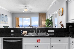 Appart'hôtel, plusieurs lits (Treasure Island 511) | Cuisine privée