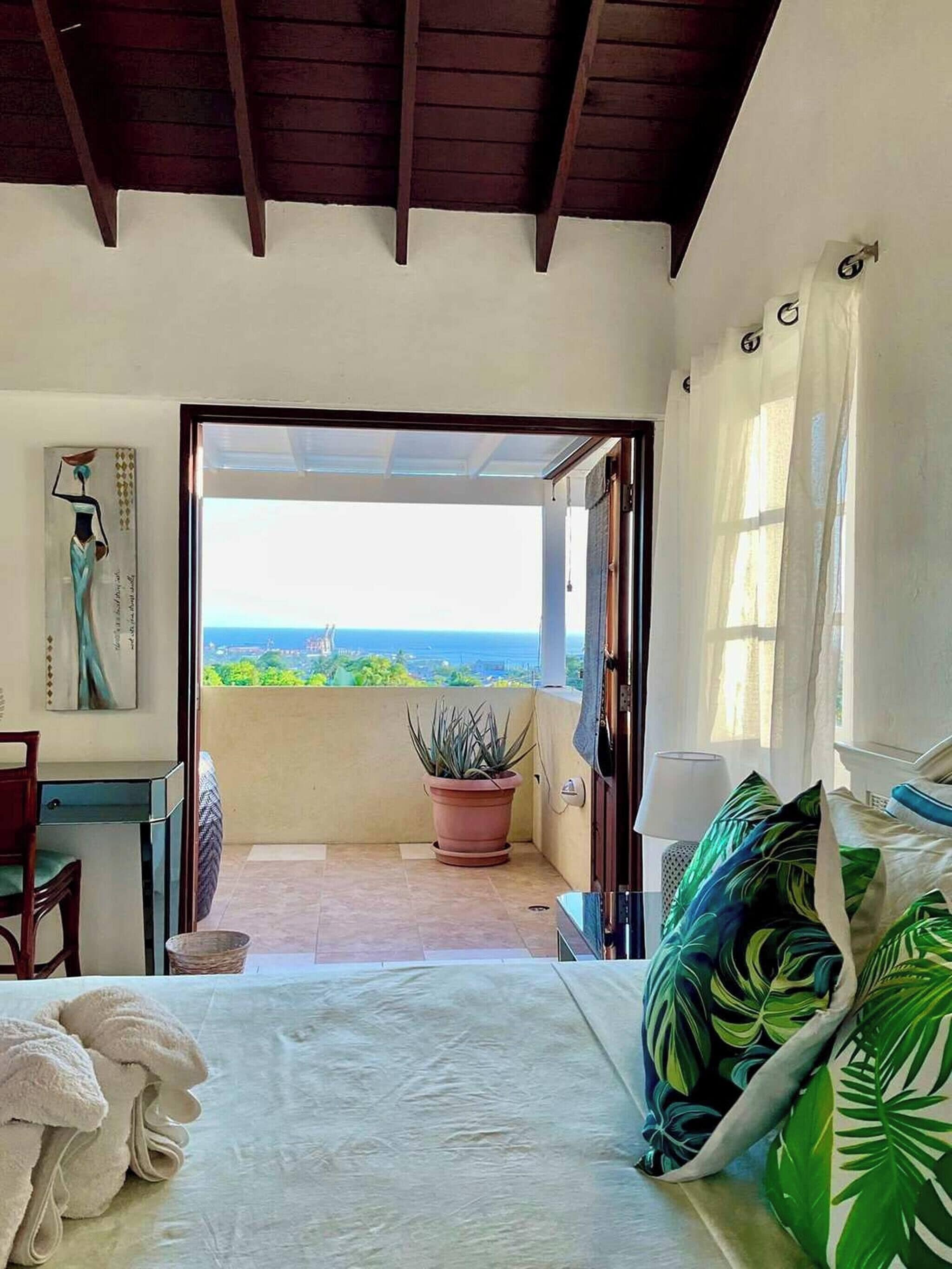 House, 6 Bedrooms, Smoking, Private Pool | 6 bedrooms