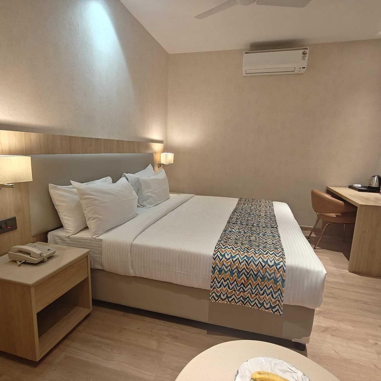 Desk, iron/ironing board, free WiFi