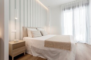 2 makuuhuonetta, työpöytä, silitysrauta/-lauta, Wi-Fi