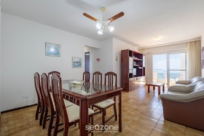 Apartment | Dining