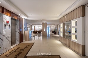 Lobby - Your Stay by the Seaside in the Best Location of BC - Cets (Balneário Camboriú)