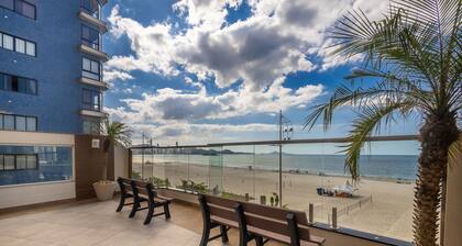 Your Stay by the Seaside in the Best Location of BC - Cets