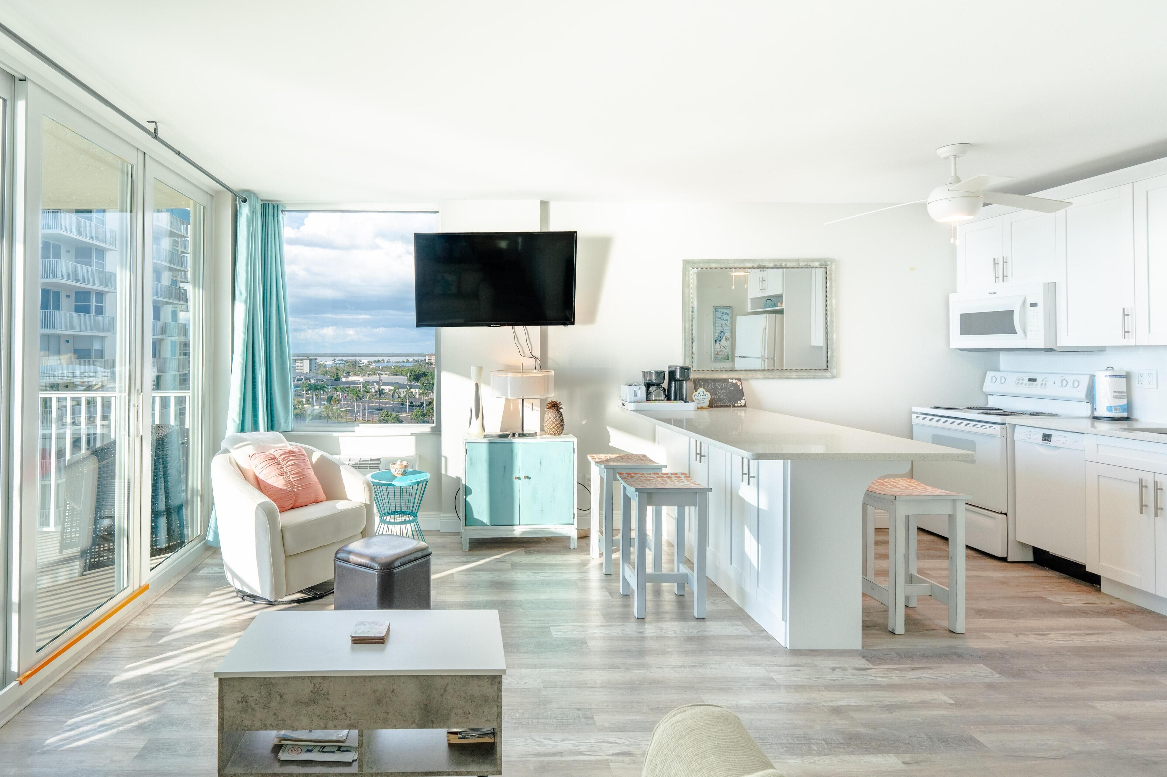 Condo, 1 King Bed (Estero Beach & Tennis 807-C) | Interior