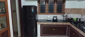 Simple cozy villa retreat within traditionally reputed area on Palakkad, kerala.