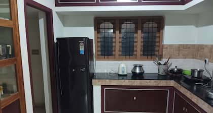 Simple cozy villa retreat within traditionally reputed area on Palakkad, kerala.