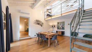 Superior Apartment, 3 Bedrooms | Living area